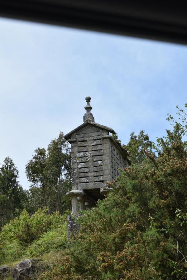 Pension De Moraime Bagian luar foto