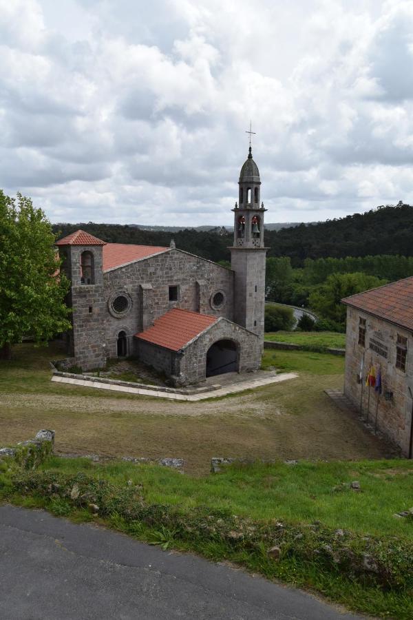 Pension De Moraime Bagian luar foto